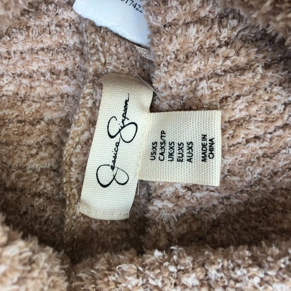 Jessica Simpson Sweater - Picture 9 of 9